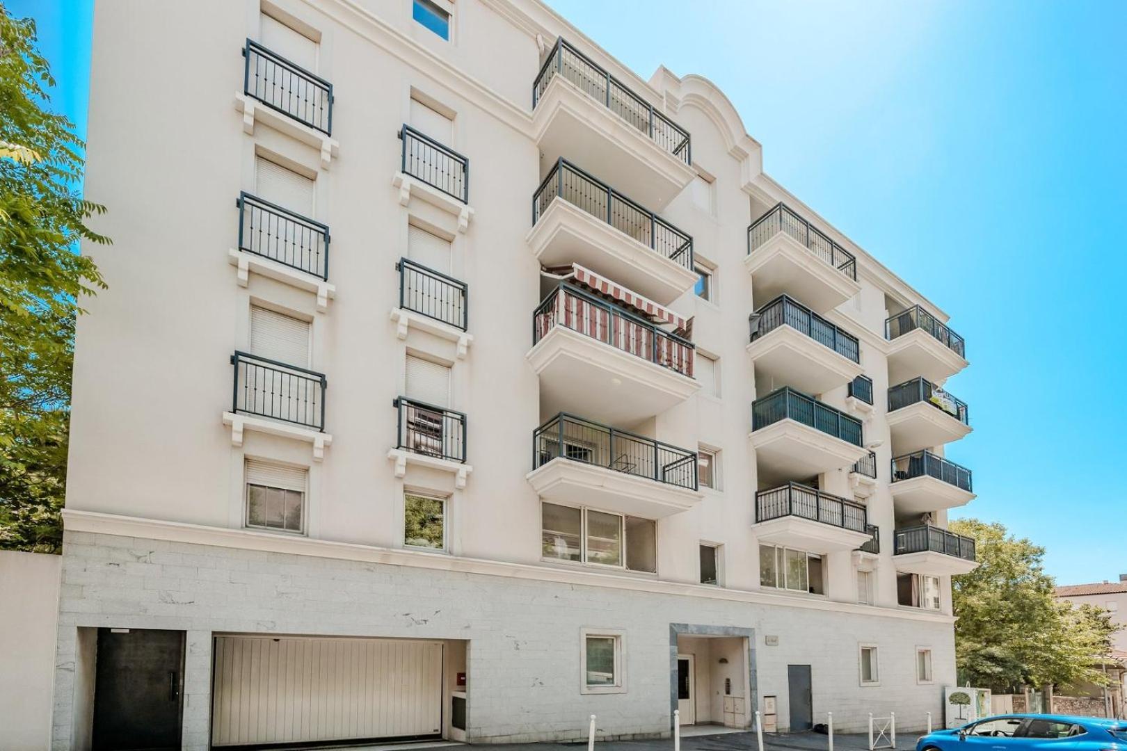 툴롱 Le Neroli T2 Dernier Etage Avec Terrasse Et Garage 아파트 외부 사진