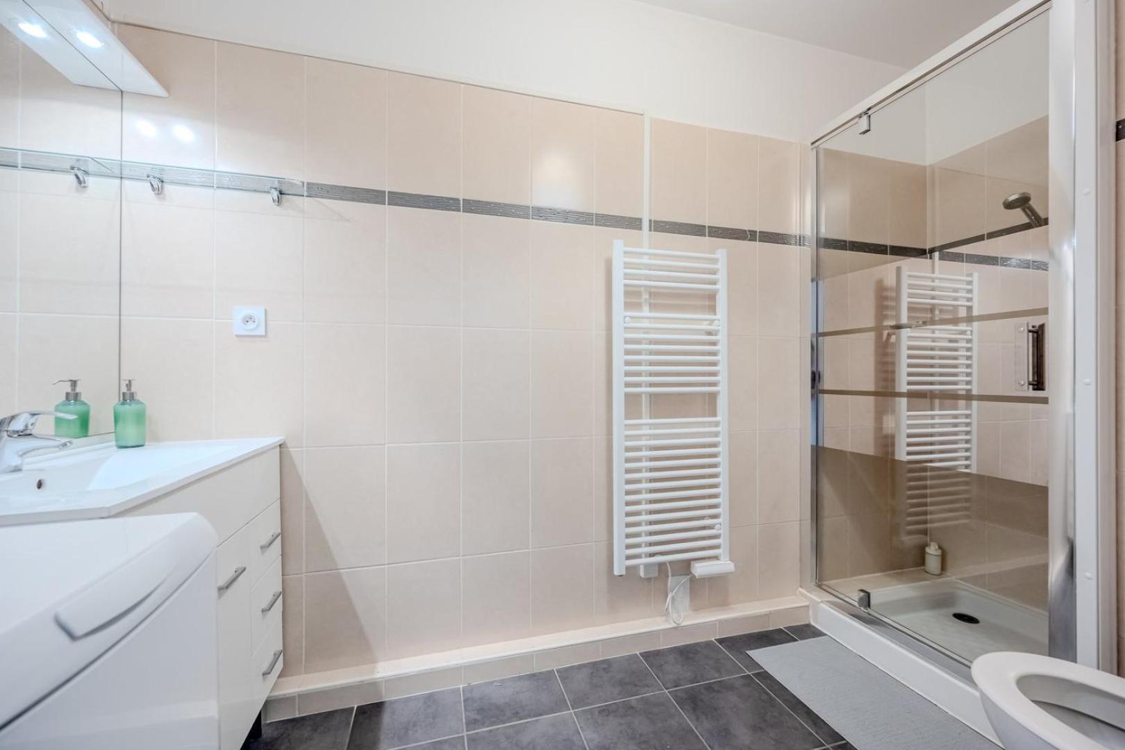 툴롱 Le Neroli T2 Dernier Etage Avec Terrasse Et Garage 아파트 외부 사진